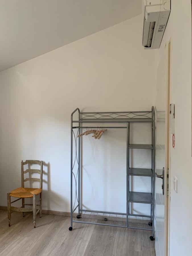 Gite D'Eole Cornillon-Confoux Exteriör bild